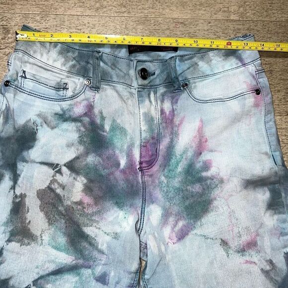 No Boundaries Tie Dyed Upcycled Cuffed Cropped Stretch Jeans Junior’s 9 - Picture 8 of 10
